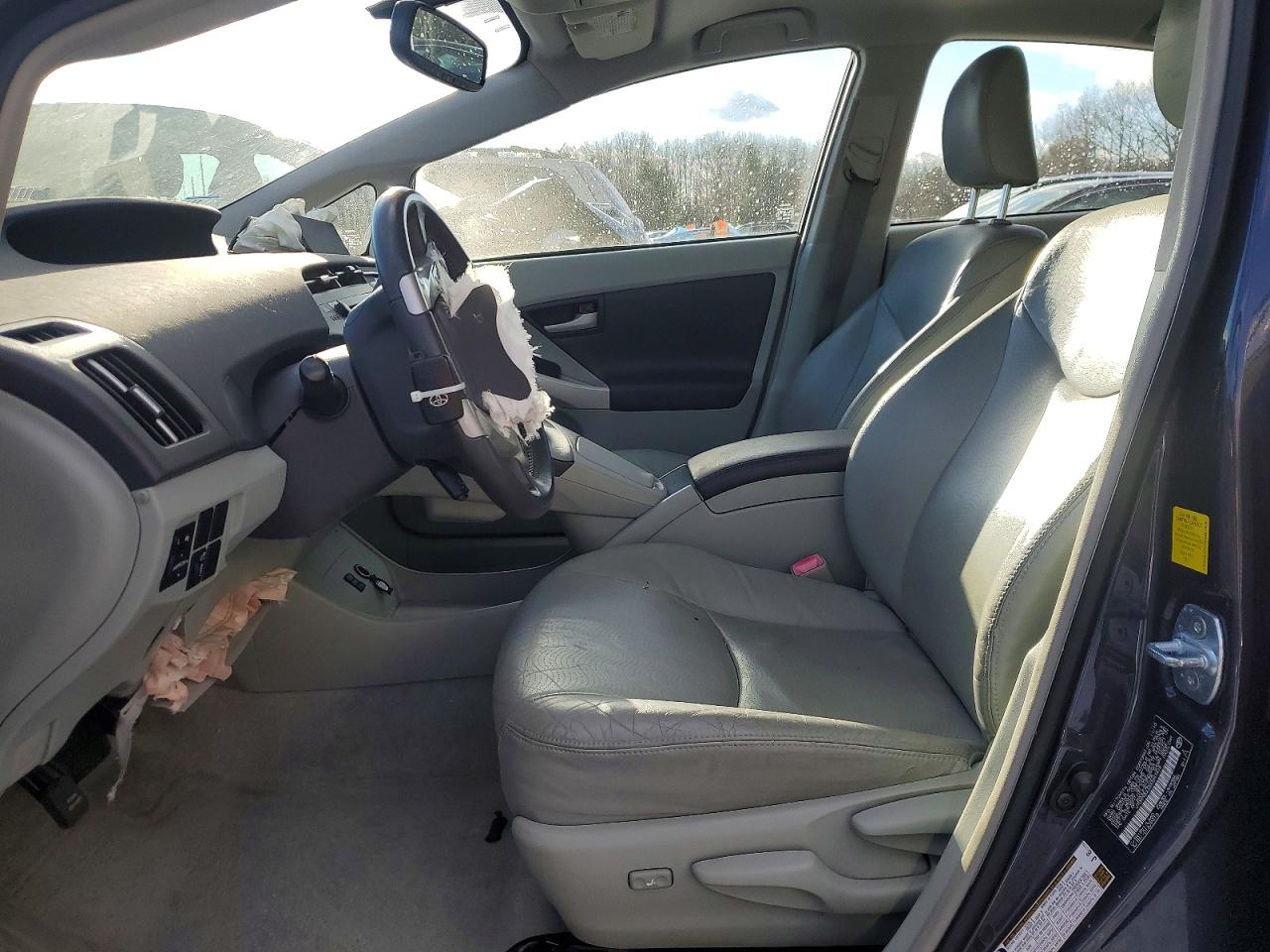 2011 TOYOTA PRIUS photo 7