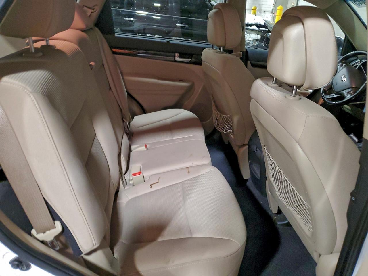 2014 KIA SORENTO LX photo 11