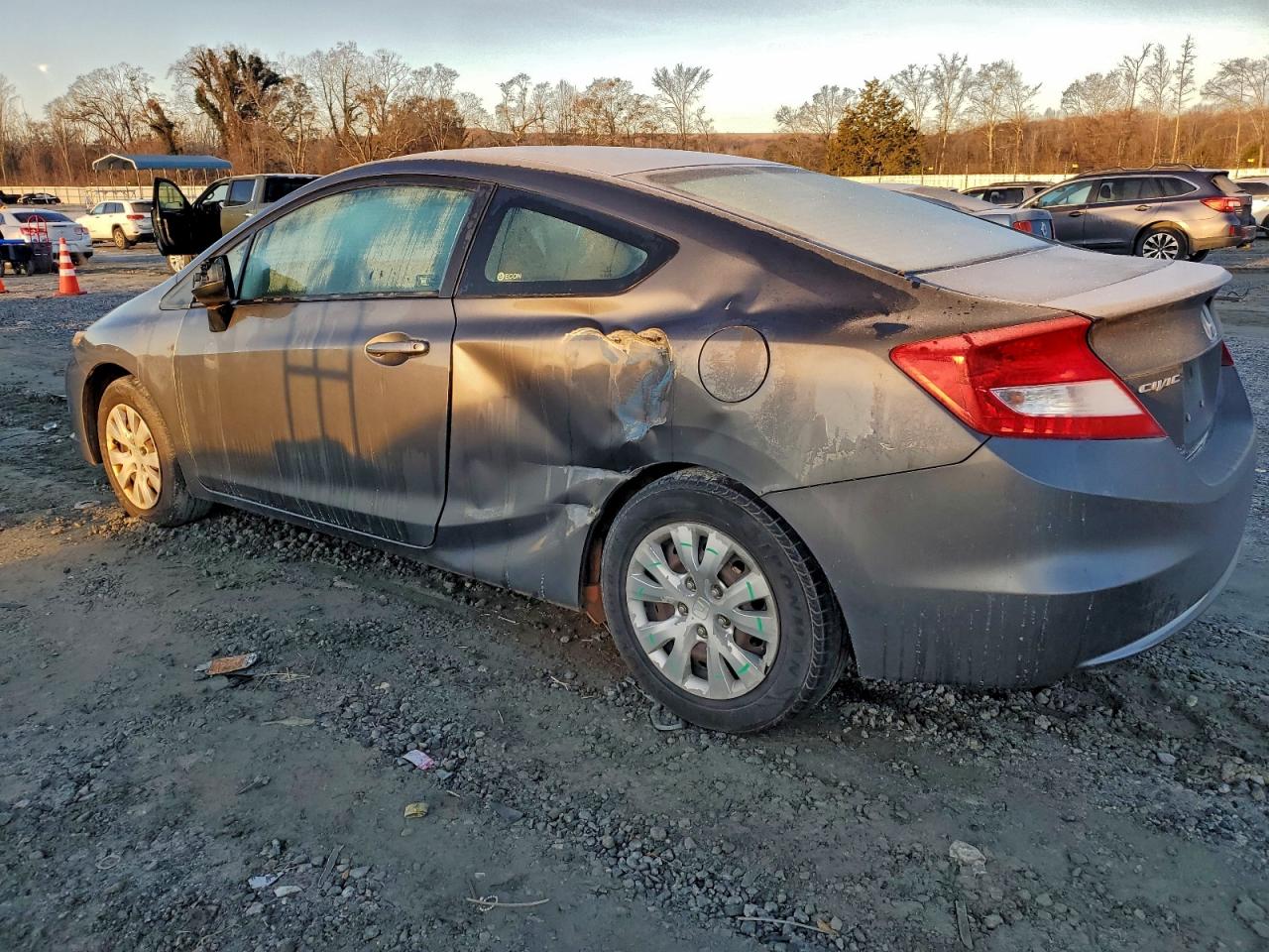 2012 HONDA CIVIC LX photo 2