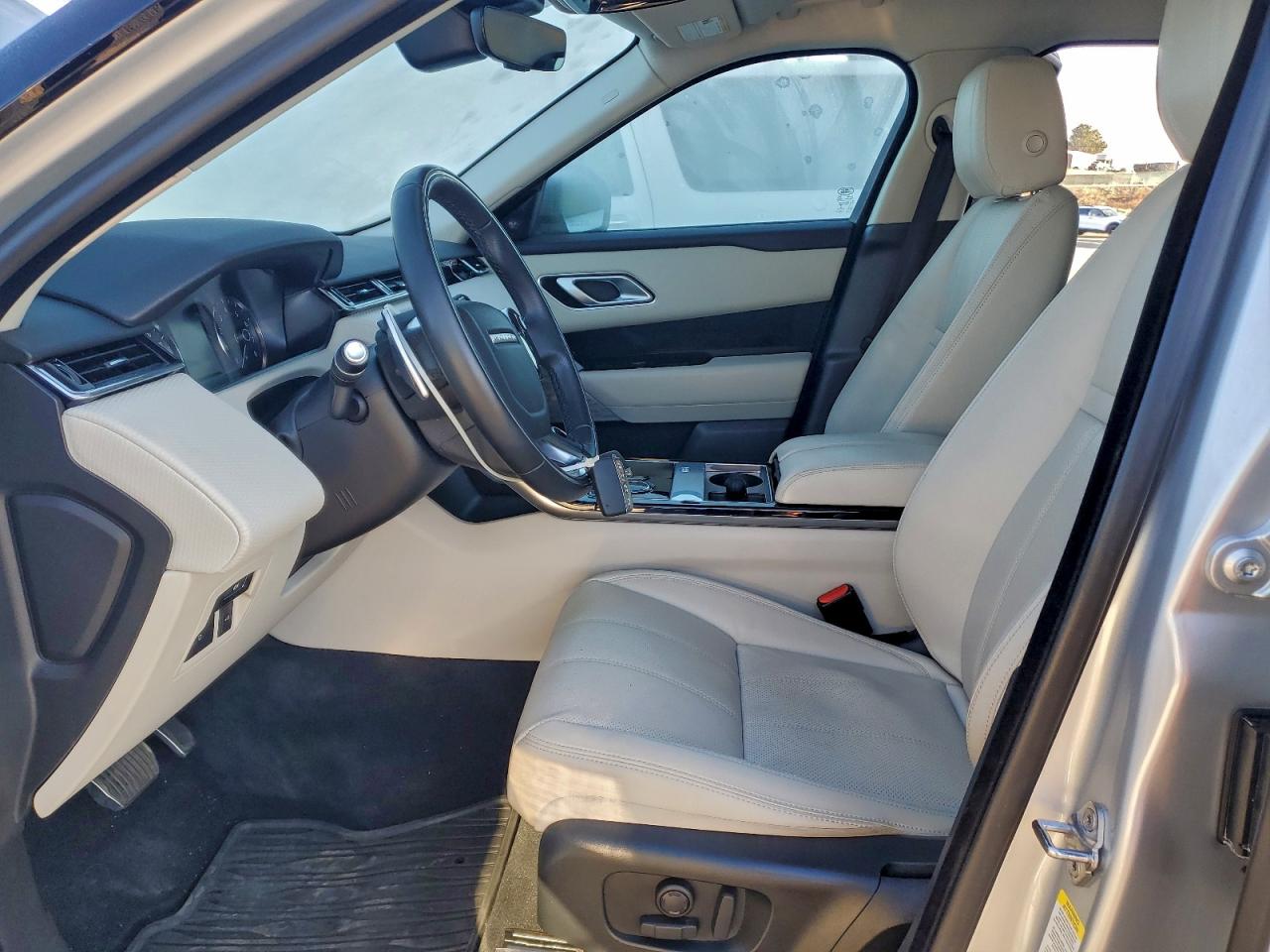 2020 LAND ROVER RANGE ROVER VELAR R-DYNAMIC S photo 7