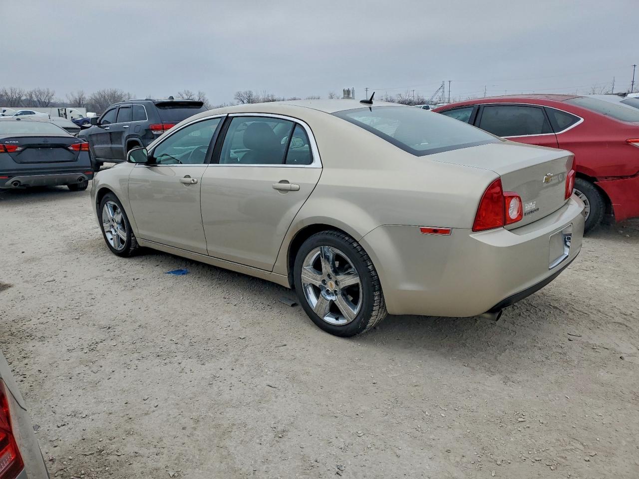 2011 CHEVROLET MALIBU 2LT photo 2