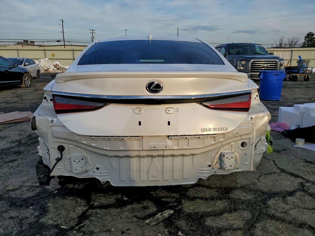 2025 LEXUS ES 350 BASE photo 6