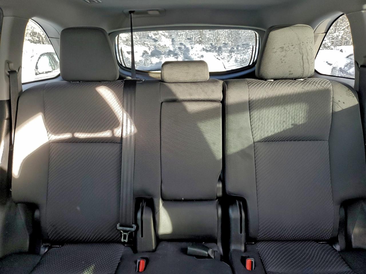 2019 TOYOTA HIGHLANDER LE photo 10