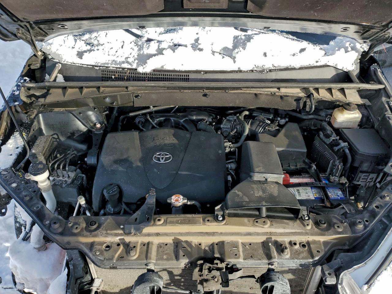 2019 TOYOTA HIGHLANDER LE photo 12