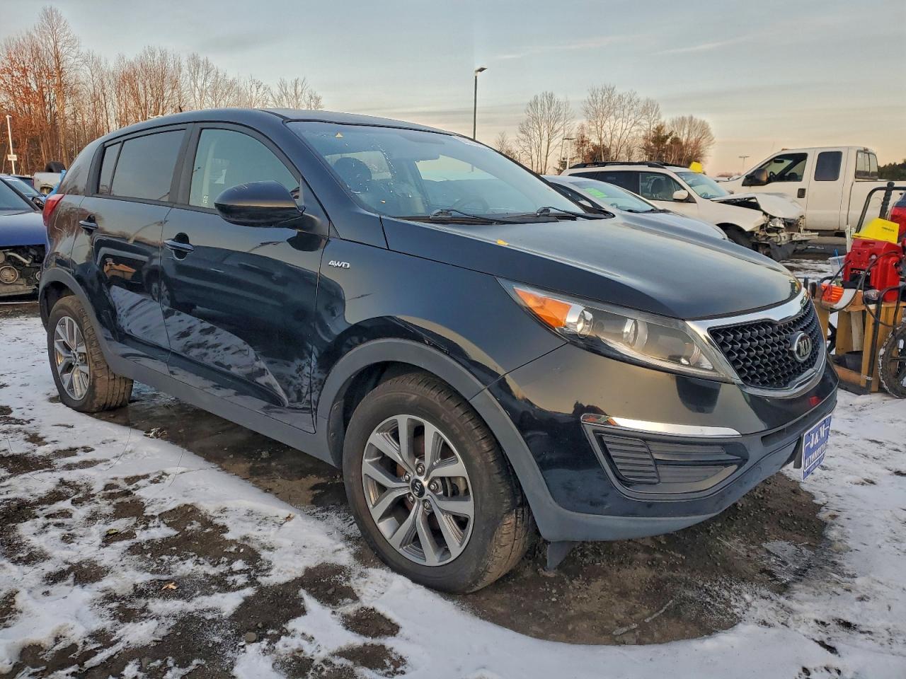 2016 KIA SPORTAGE LX photo 4