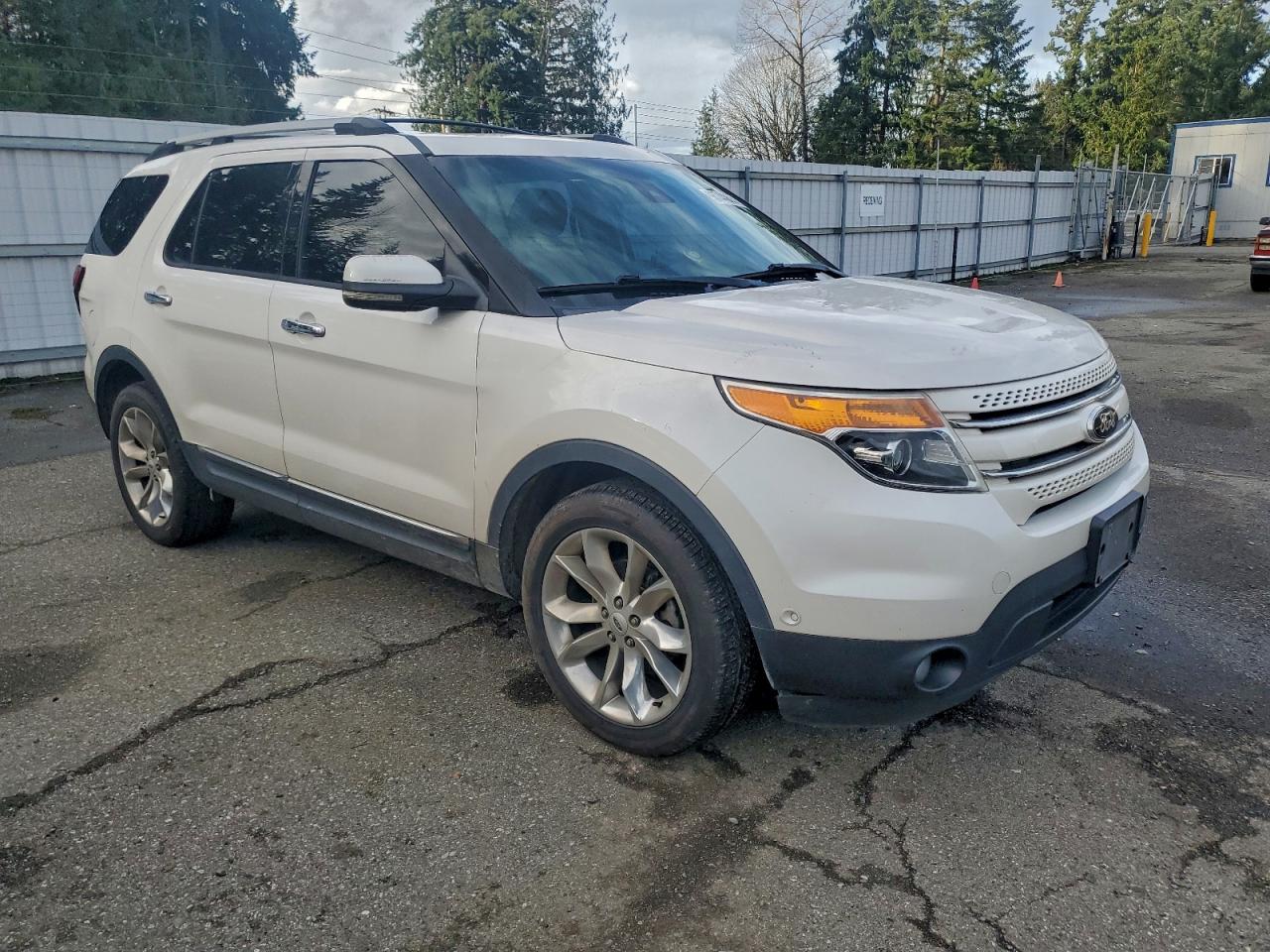 2013 FORD EXPLORER LIMITED photo 4