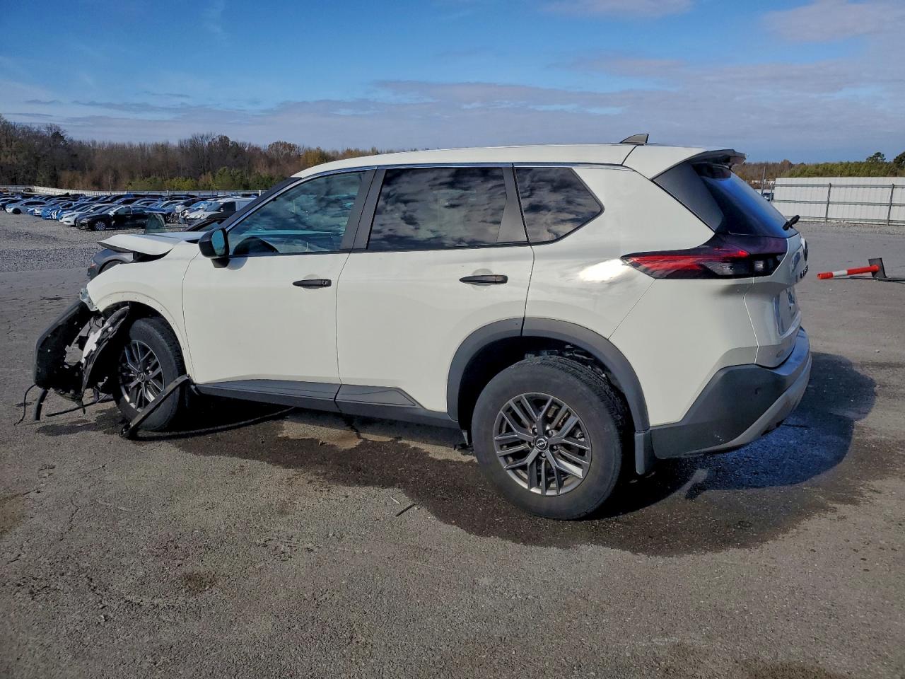 2023 NISSAN ROGUE S photo 3