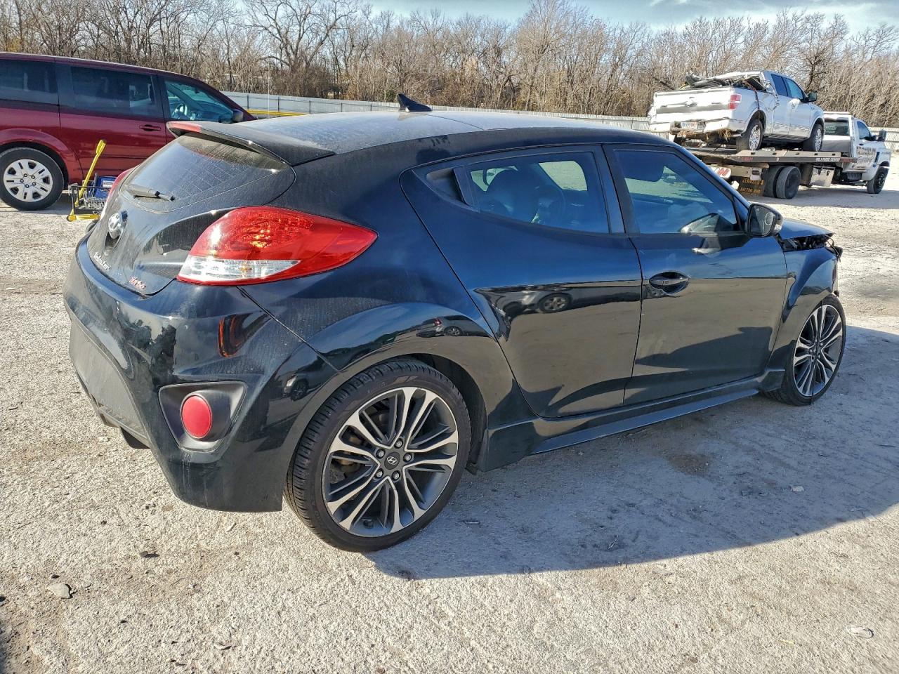 2017 HYUNDAI VELOSTER TURBO photo 5