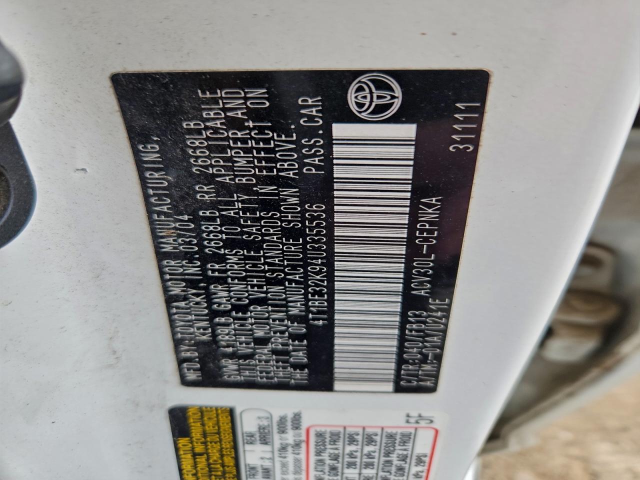 2004 TOYOTA CAMRY LE photo 12