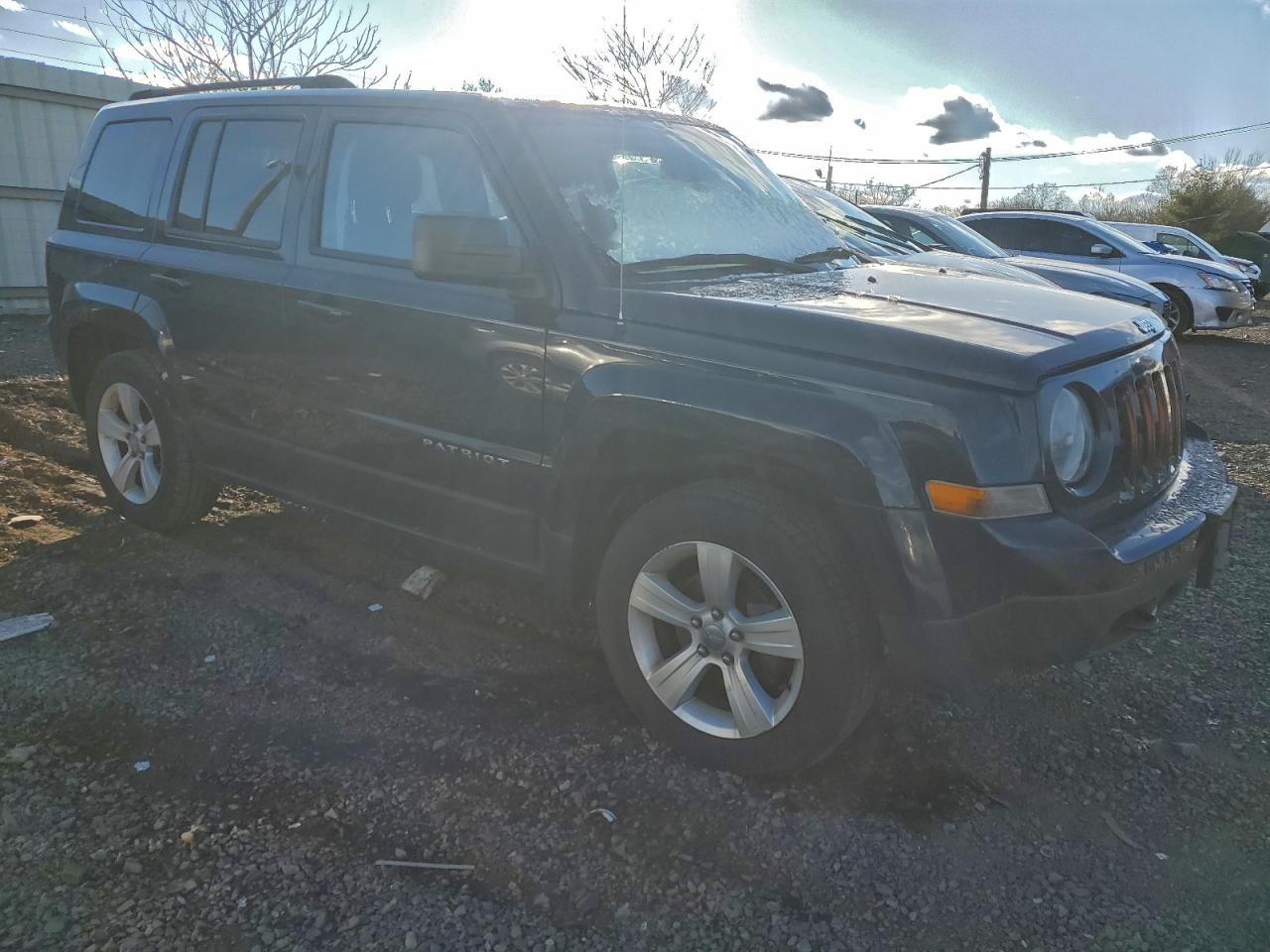2014 JEEP PATRIOT LATITUDE photo 4