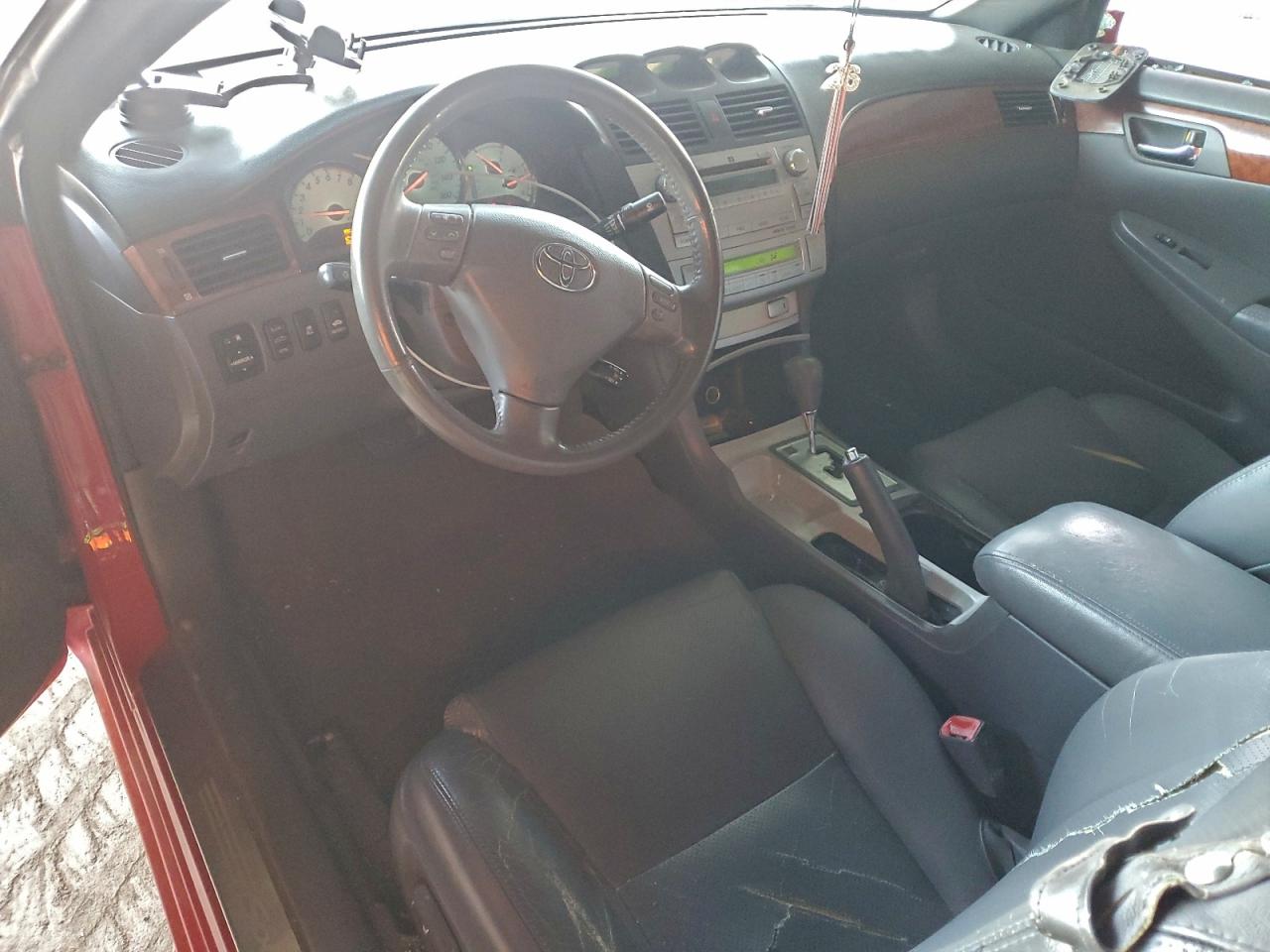 2006 TOYOTA CAMRY SOLARA SE photo 8