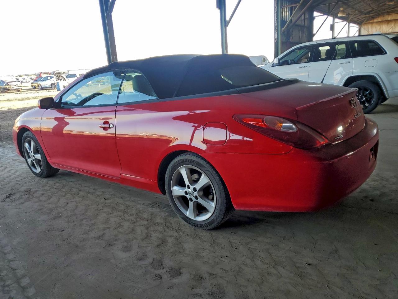 2006 TOYOTA CAMRY SOLARA SE photo 2