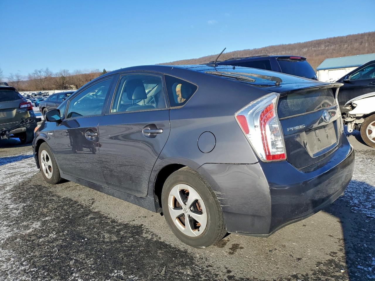 2013 TOYOTA PRIUS photo 2