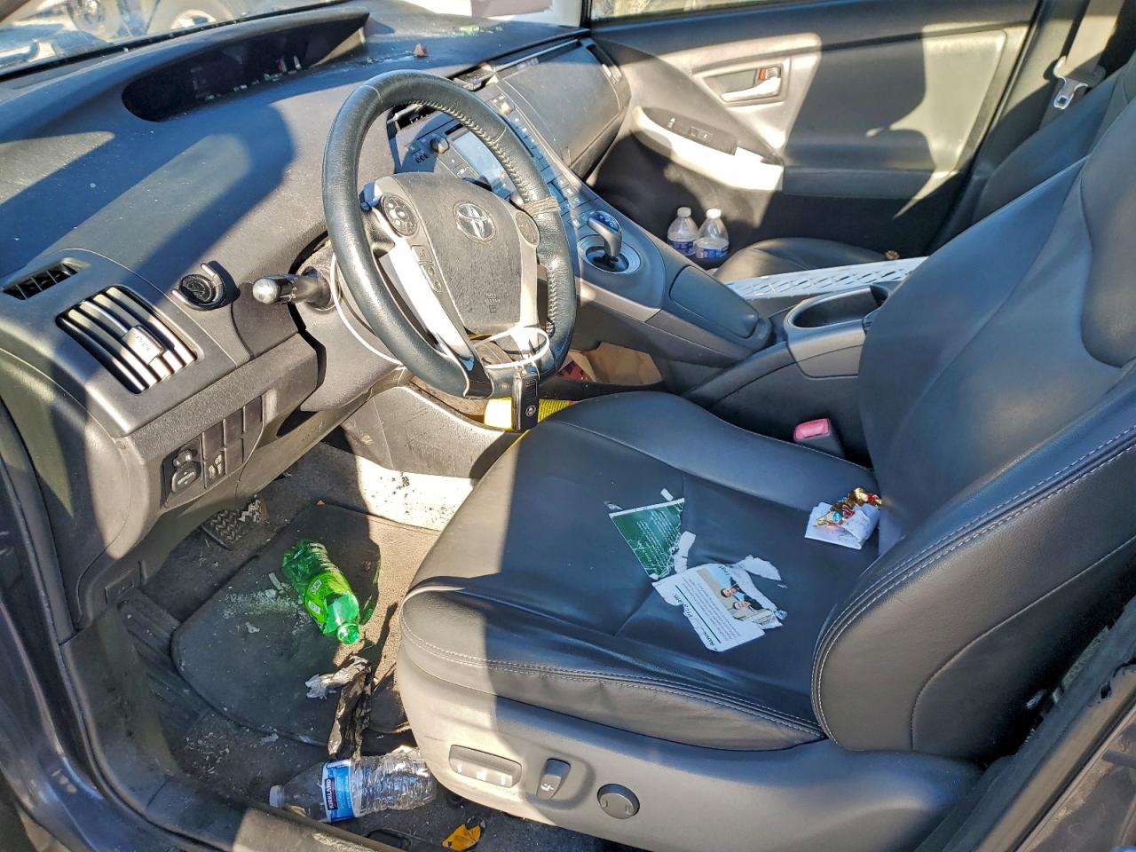 2013 TOYOTA PRIUS photo 7
