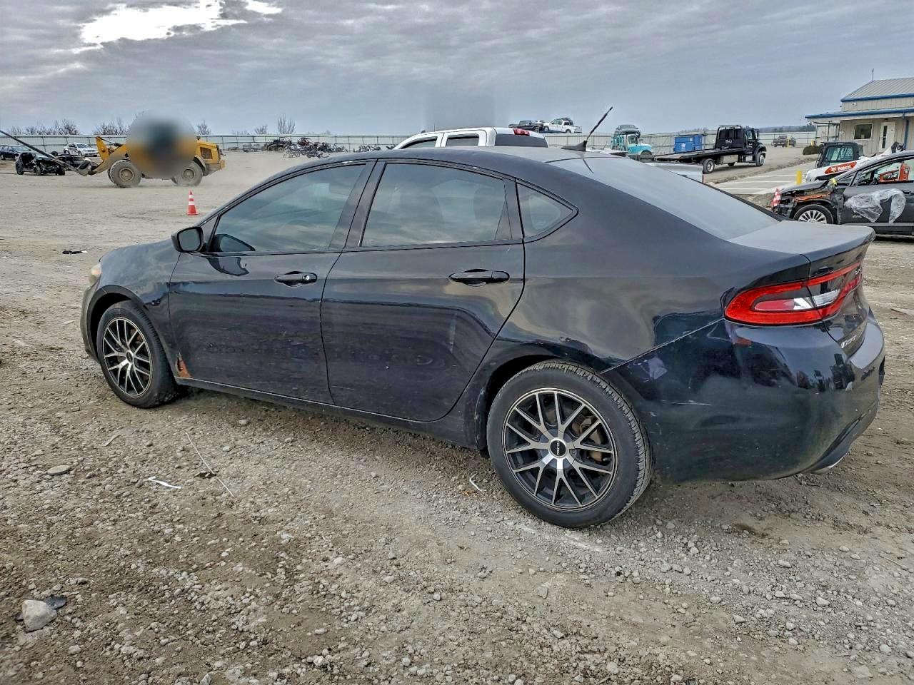 2013 DODGE DART SXT photo 2