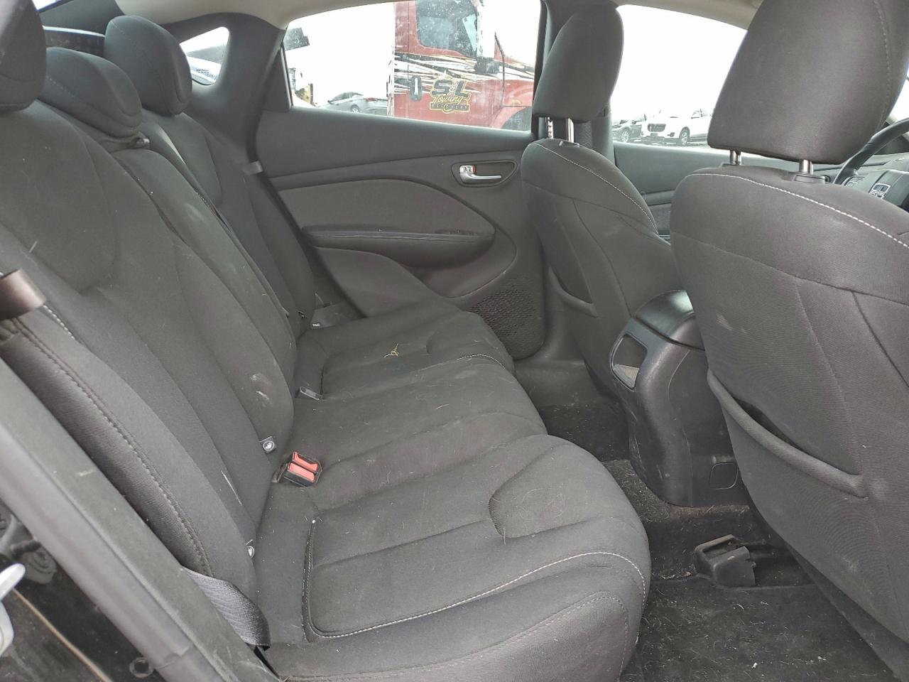 2013 DODGE DART SXT photo 10