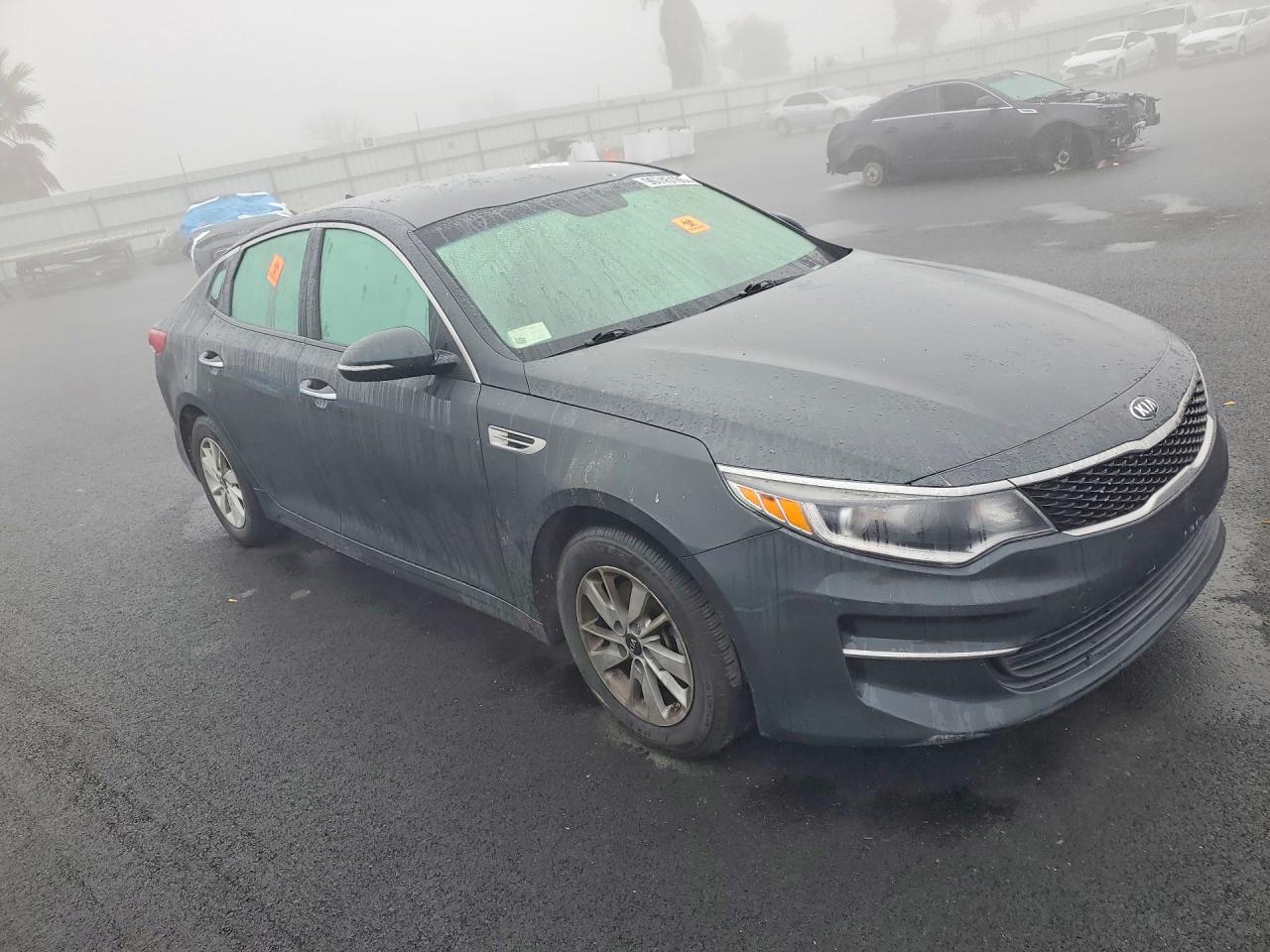 2016 KIA OPTIMA LX photo 4