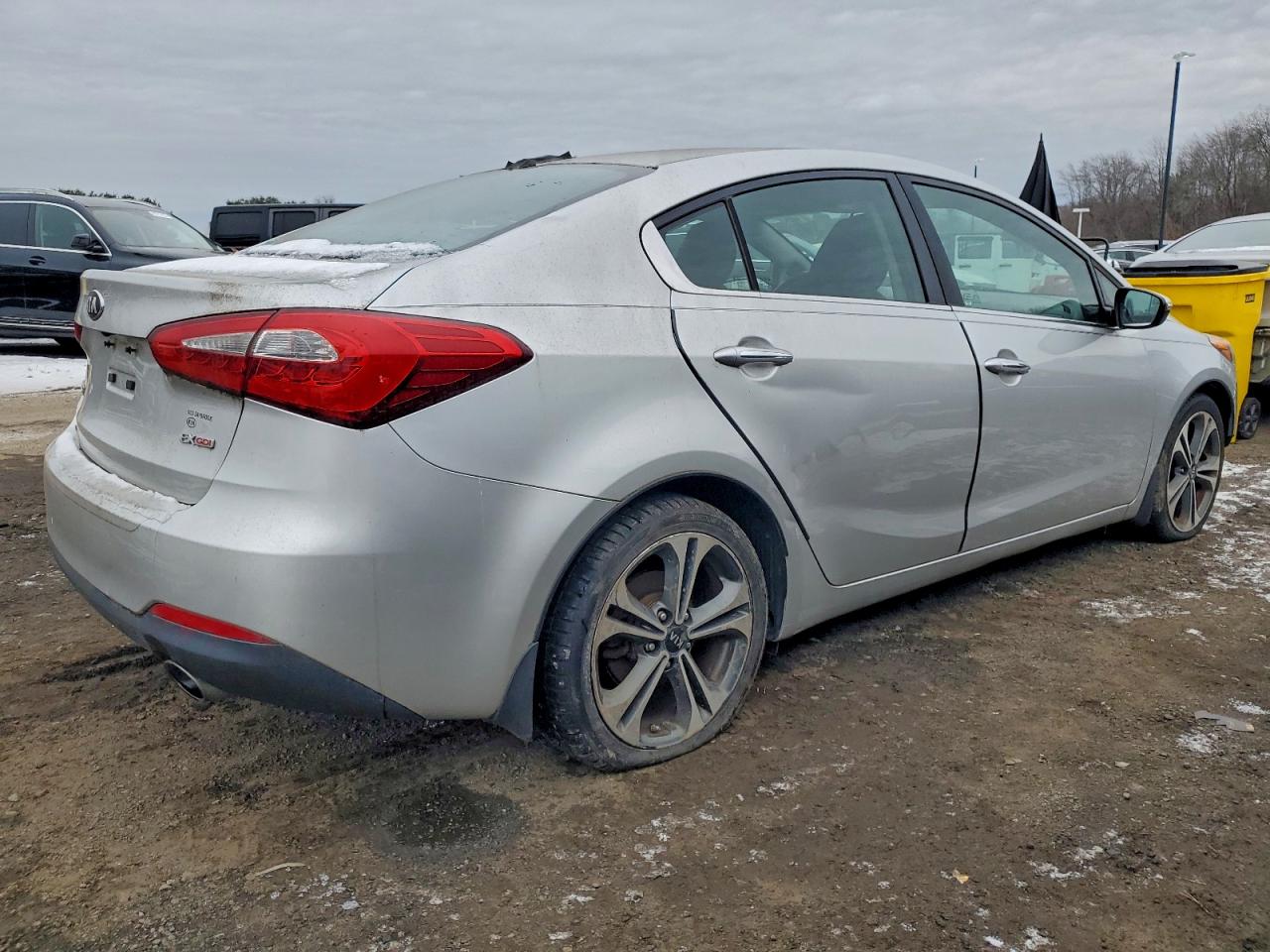 2015 KIA FORTE EX photo 3