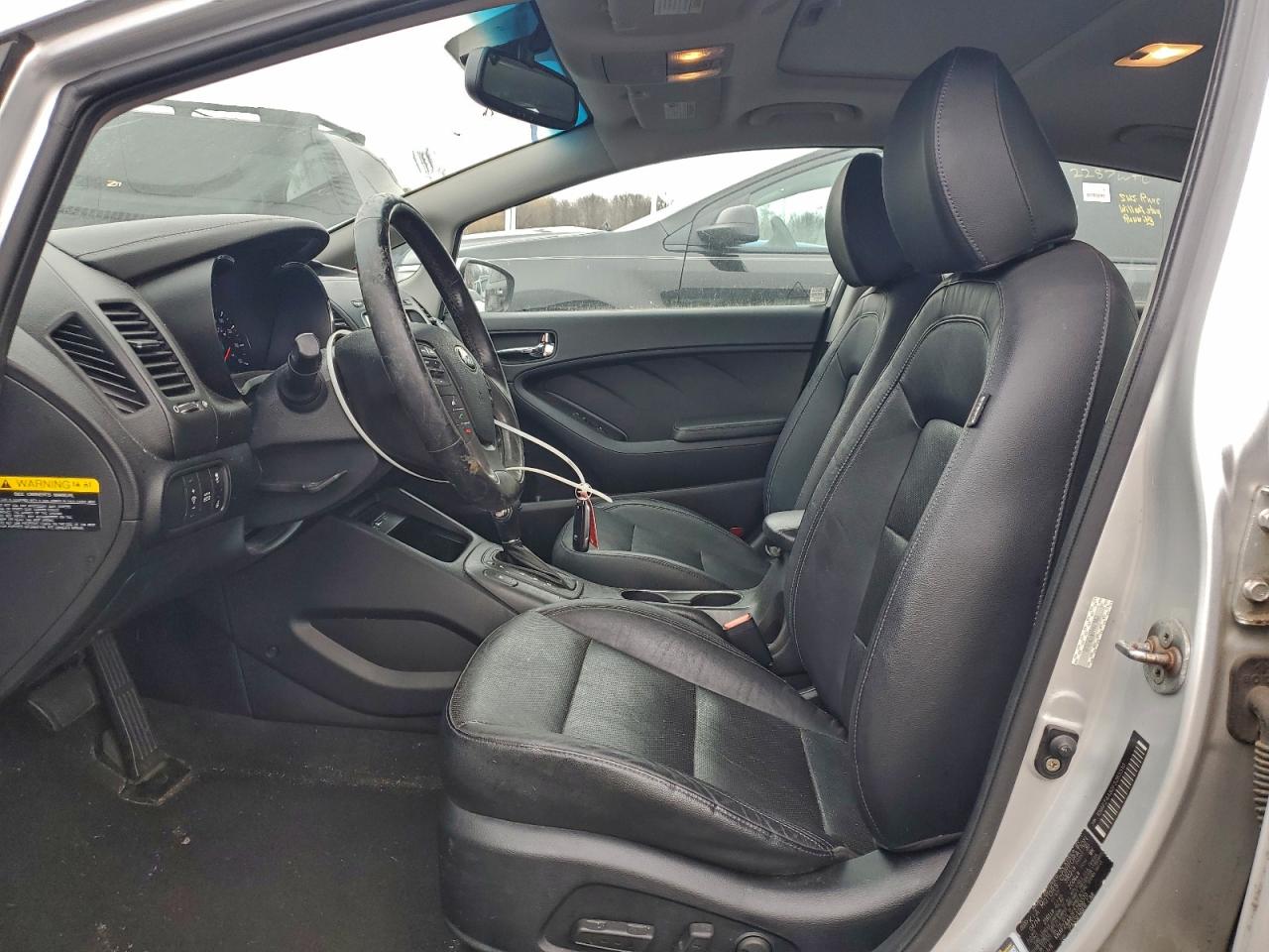 2015 KIA FORTE EX photo 7