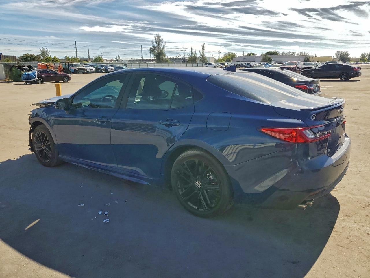 2025 TOYOTA CAMRY XSE photo 2