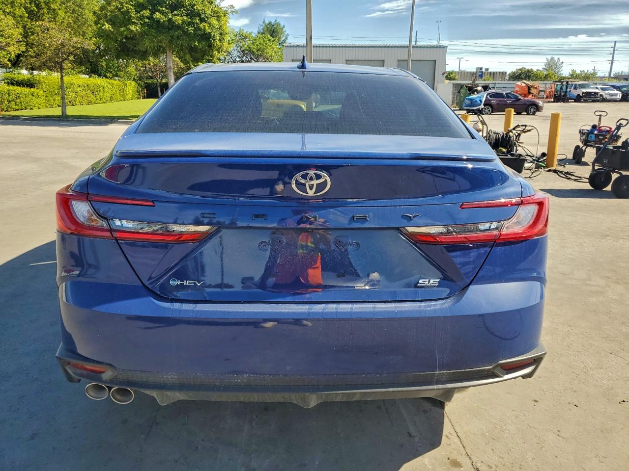 2025 TOYOTA CAMRY XSE photo 6