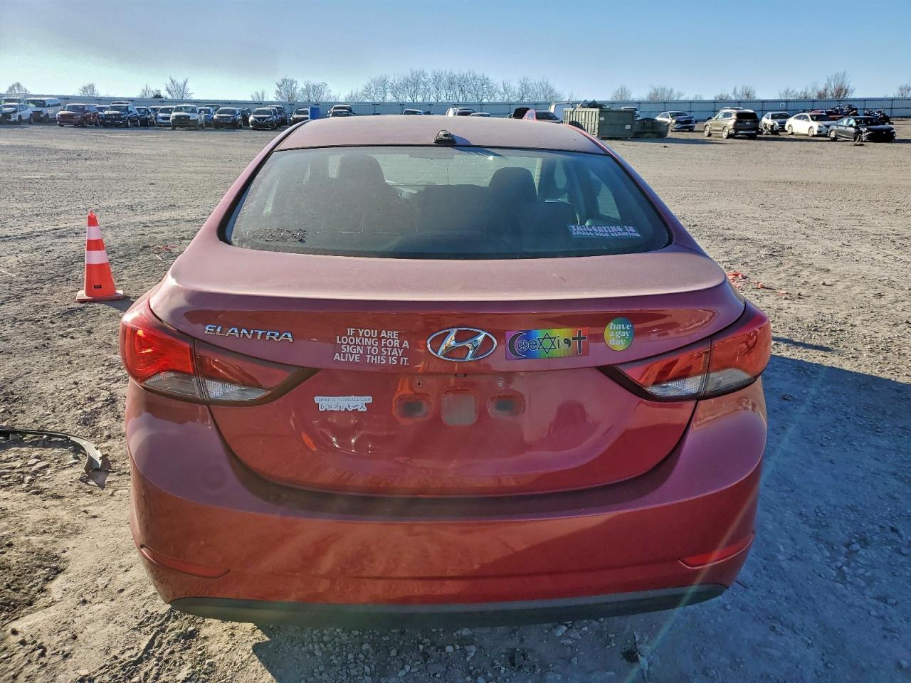 2016 HYUNDAI ELANTRA SE photo 6
