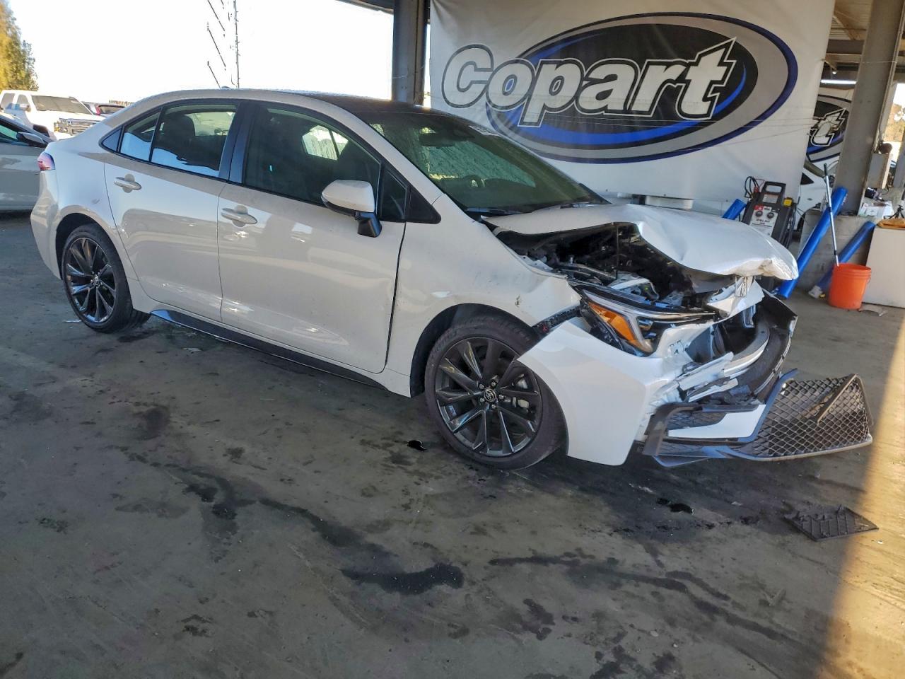 2025 TOYOTA COROLLA SE photo 4