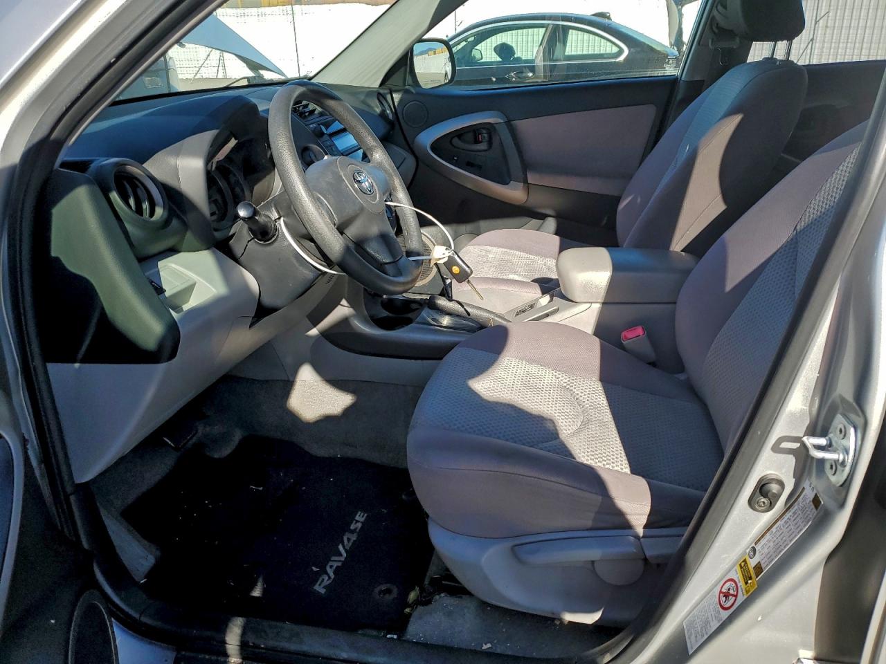 2007 TOYOTA RAV4 photo 7