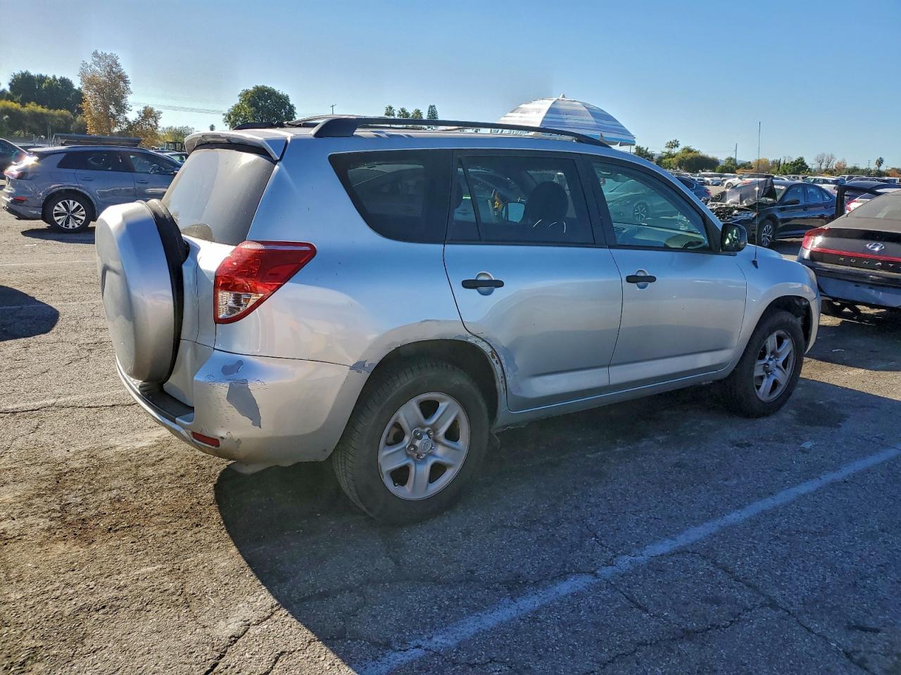 2007 TOYOTA RAV4 photo 3