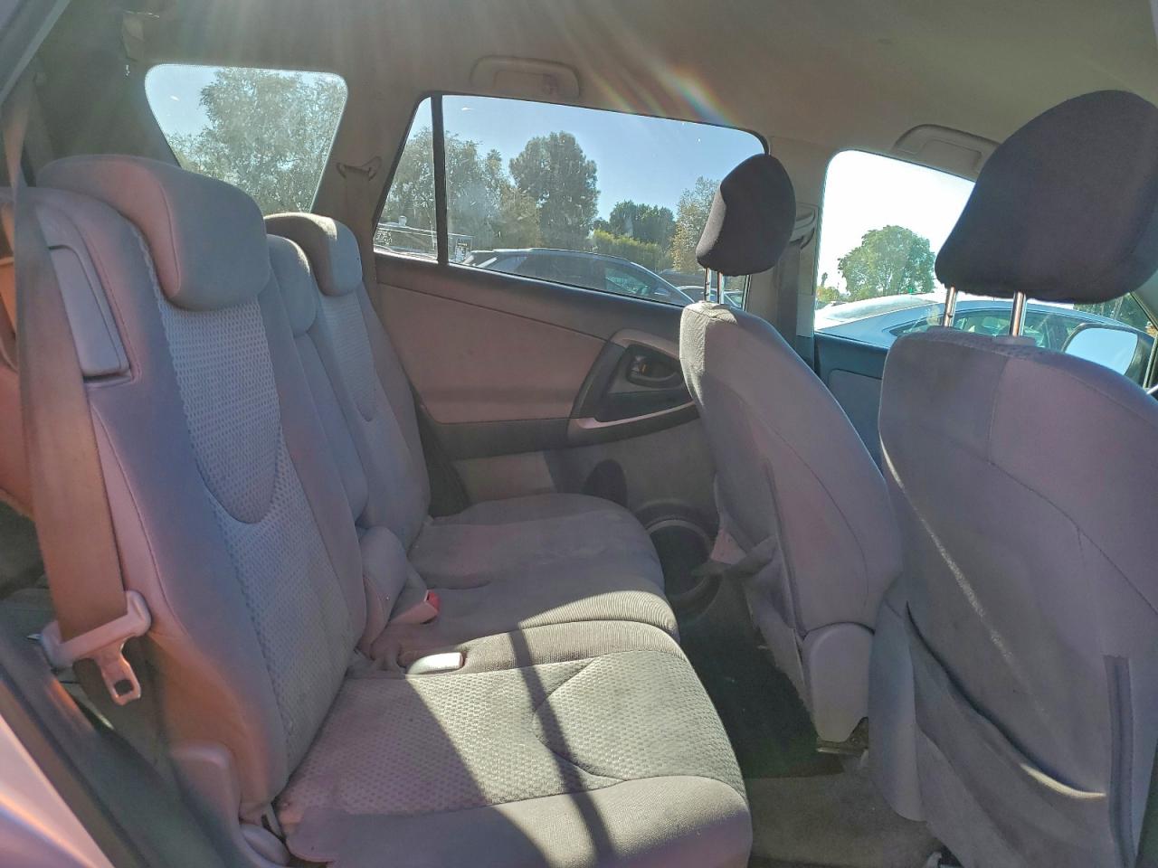 2007 TOYOTA RAV4 photo 10