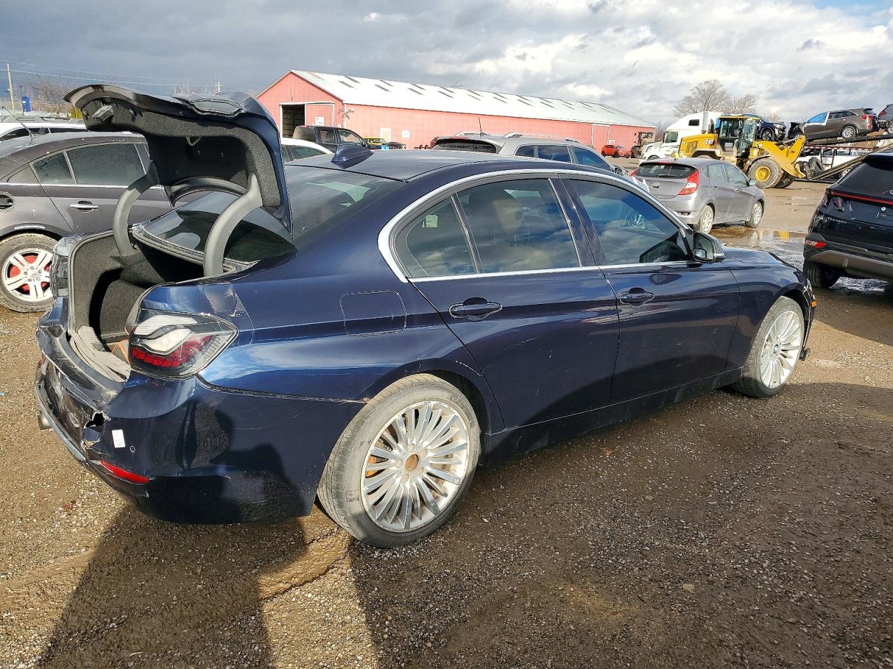 2013 BMW 328 XI photo 3