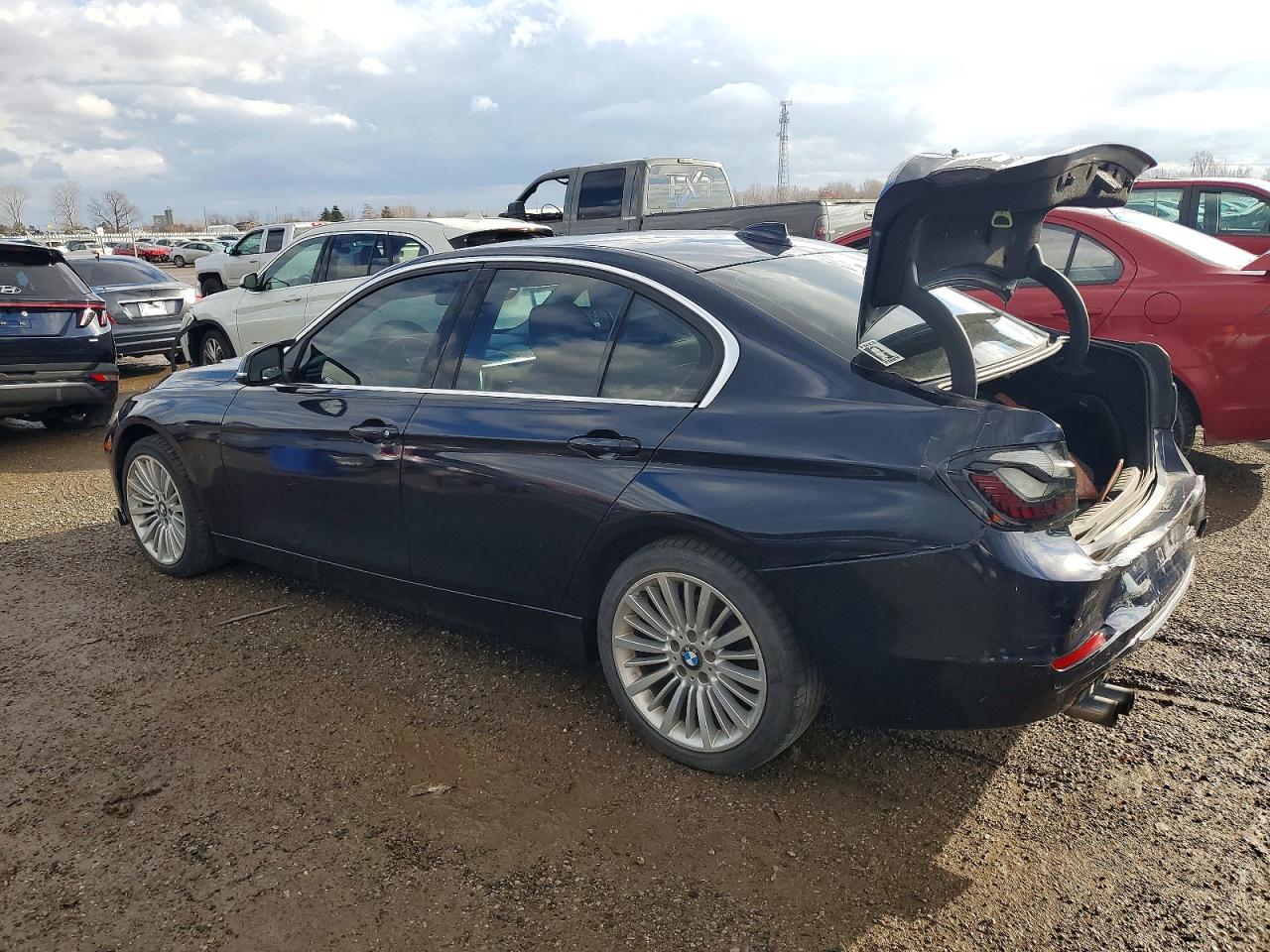 2013 BMW 328 XI photo 2