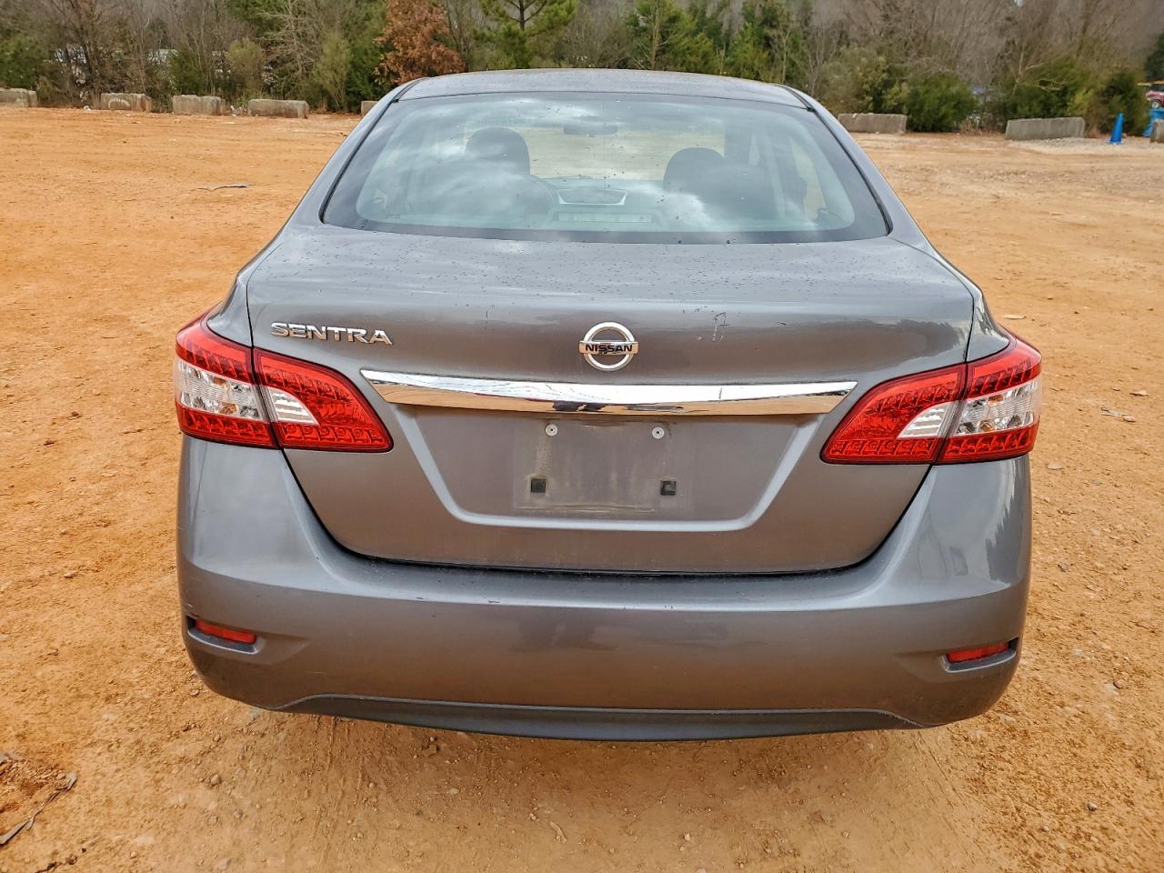 2015 NISSAN SENTRA S photo 6