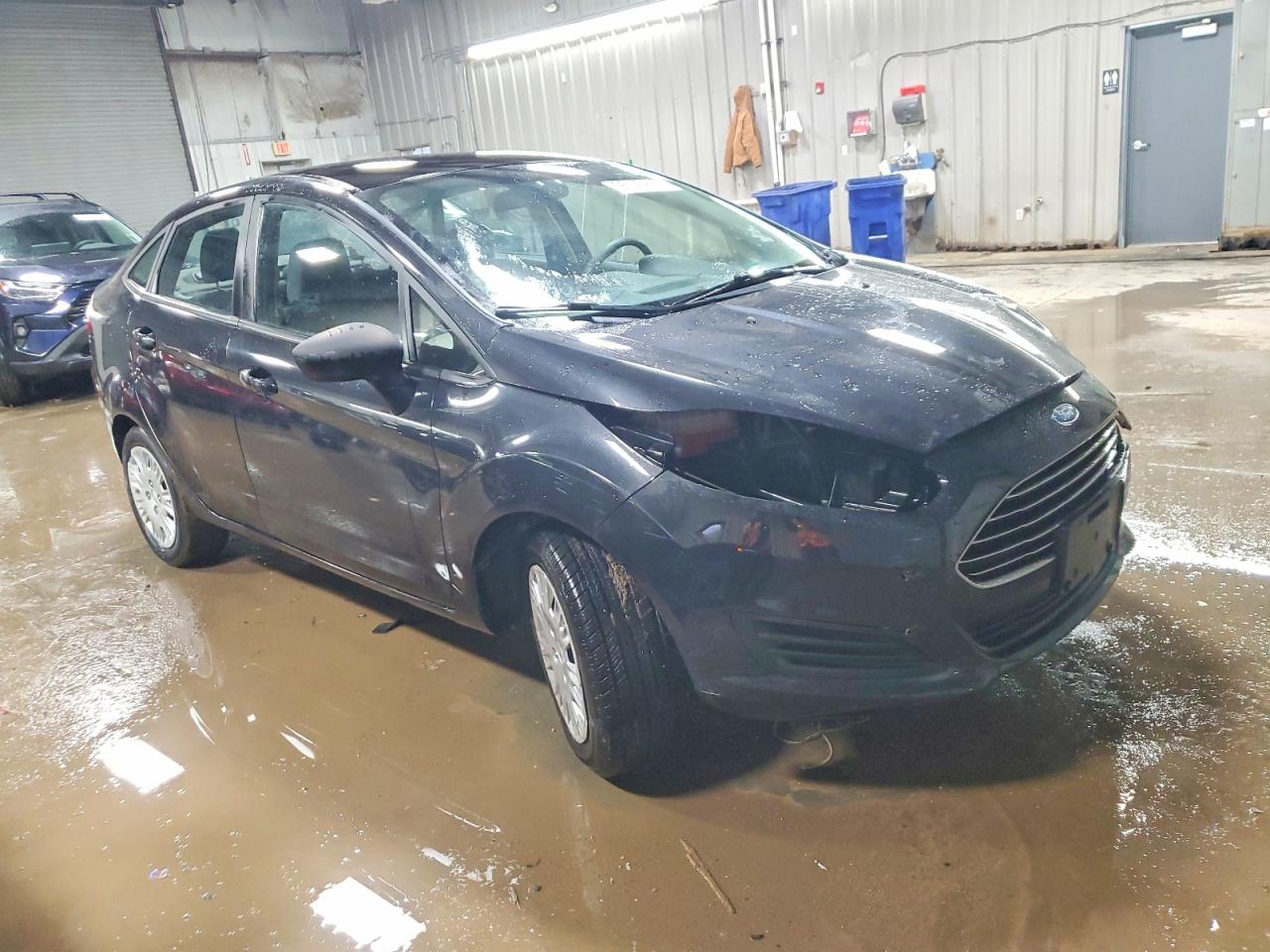 2015 FORD FIESTA S photo 4