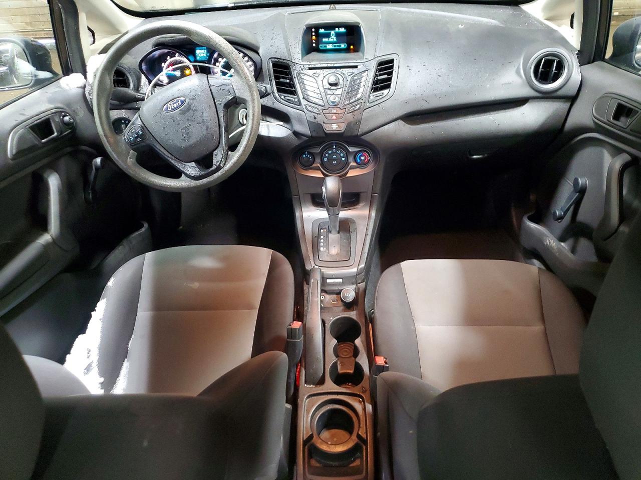 2015 FORD FIESTA S photo 8