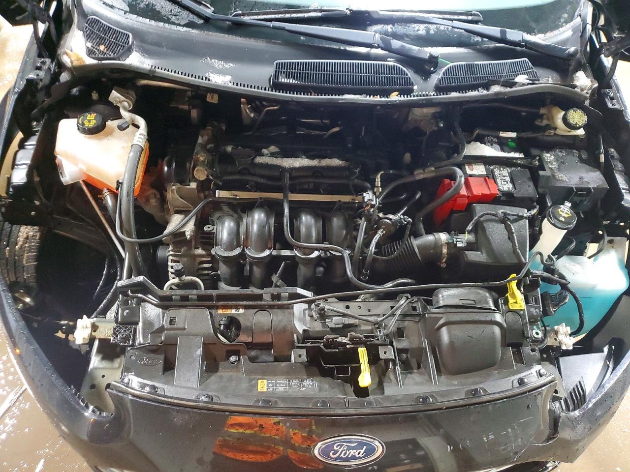 2015 FORD FIESTA S photo 11
