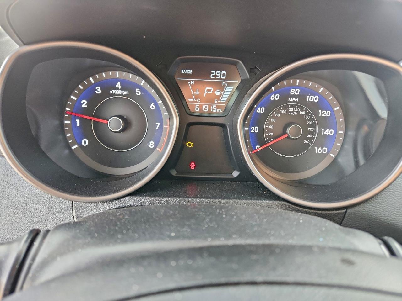 2015 HYUNDAI ELANTRA SE photo 9