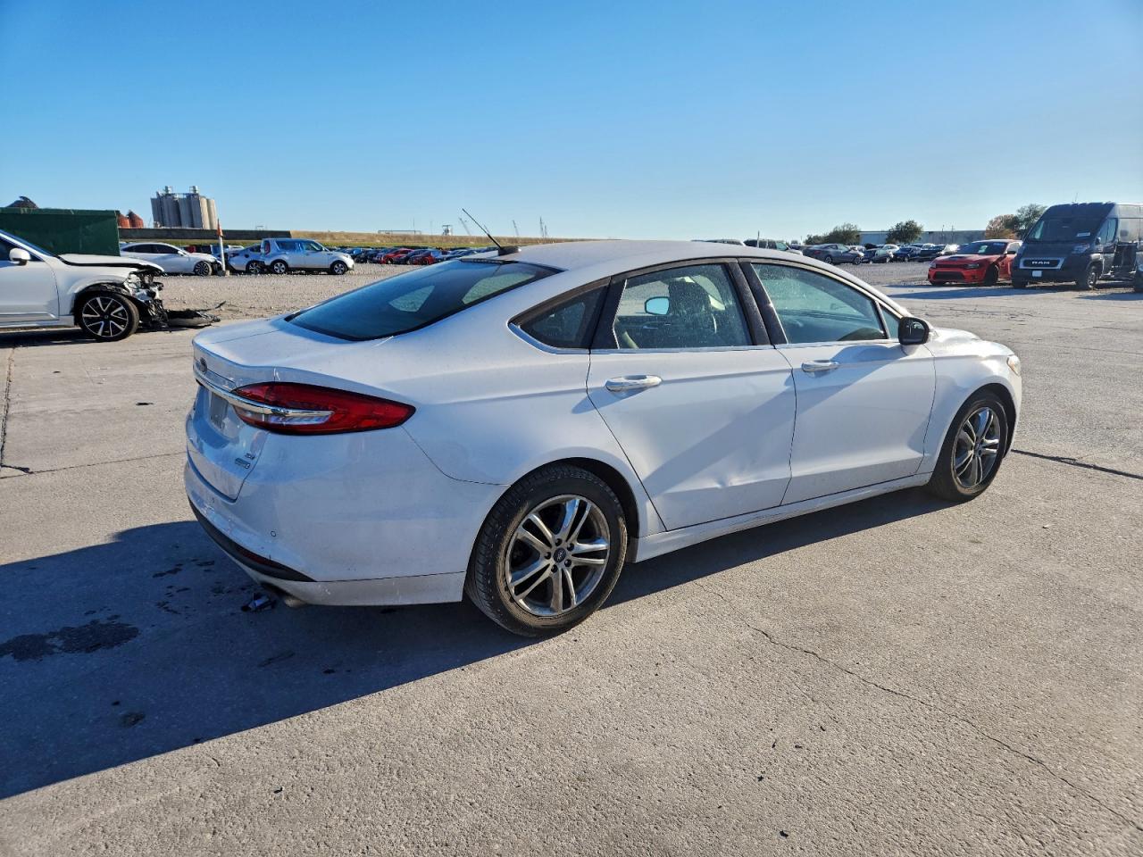 2018 FORD FUSION photo 3