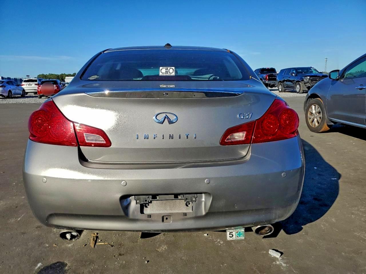 2009 INFINITI G37 BASE photo 6