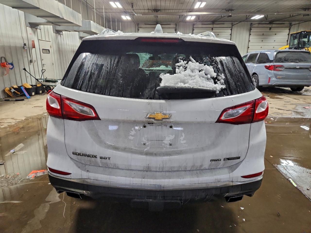 2018 CHEVROLET EQUINOX PREMIER photo 6