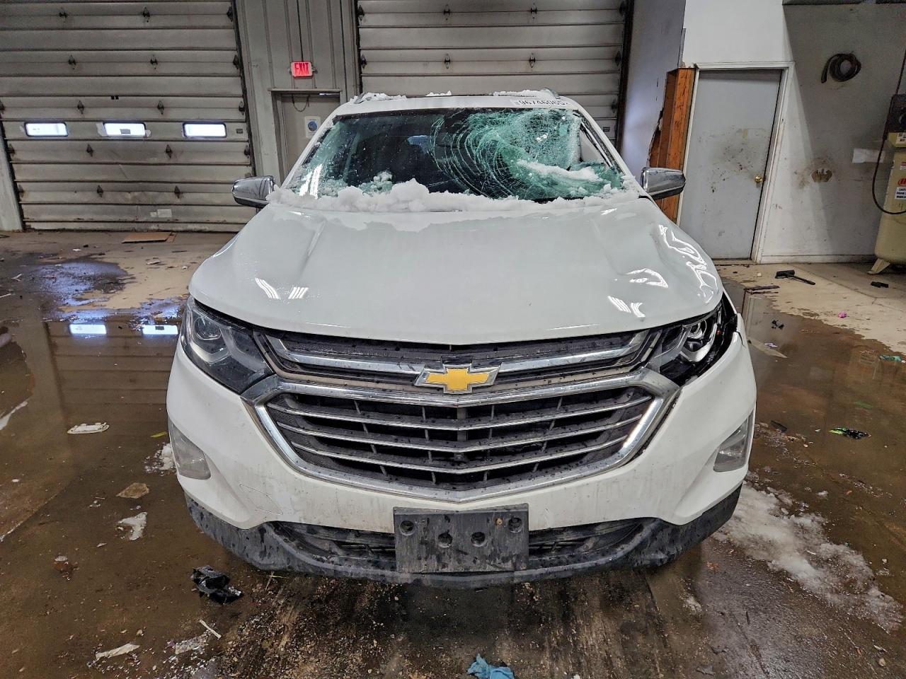 2018 CHEVROLET EQUINOX PREMIER photo 5
