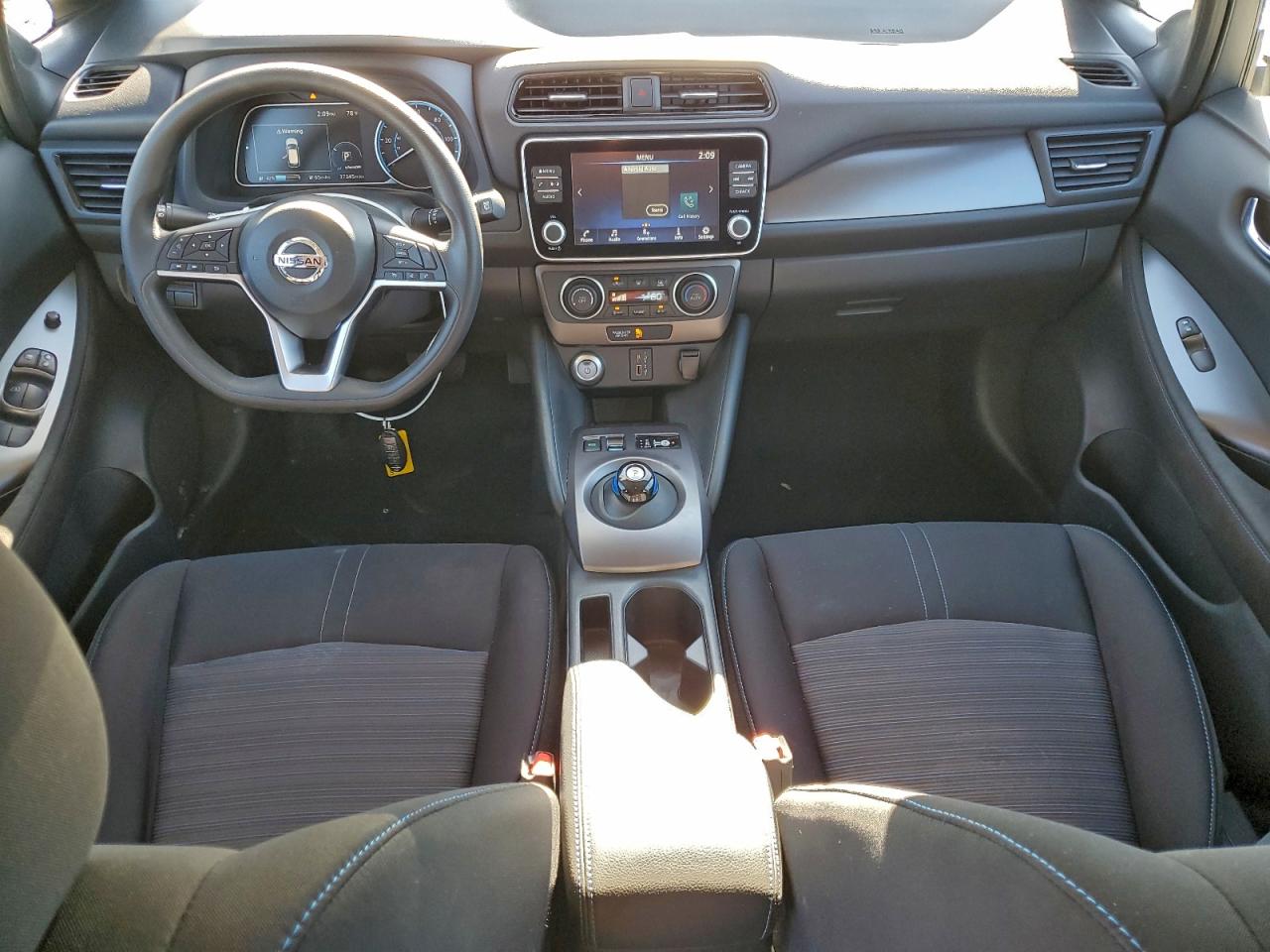2022 NISSAN LEAF S photo 8