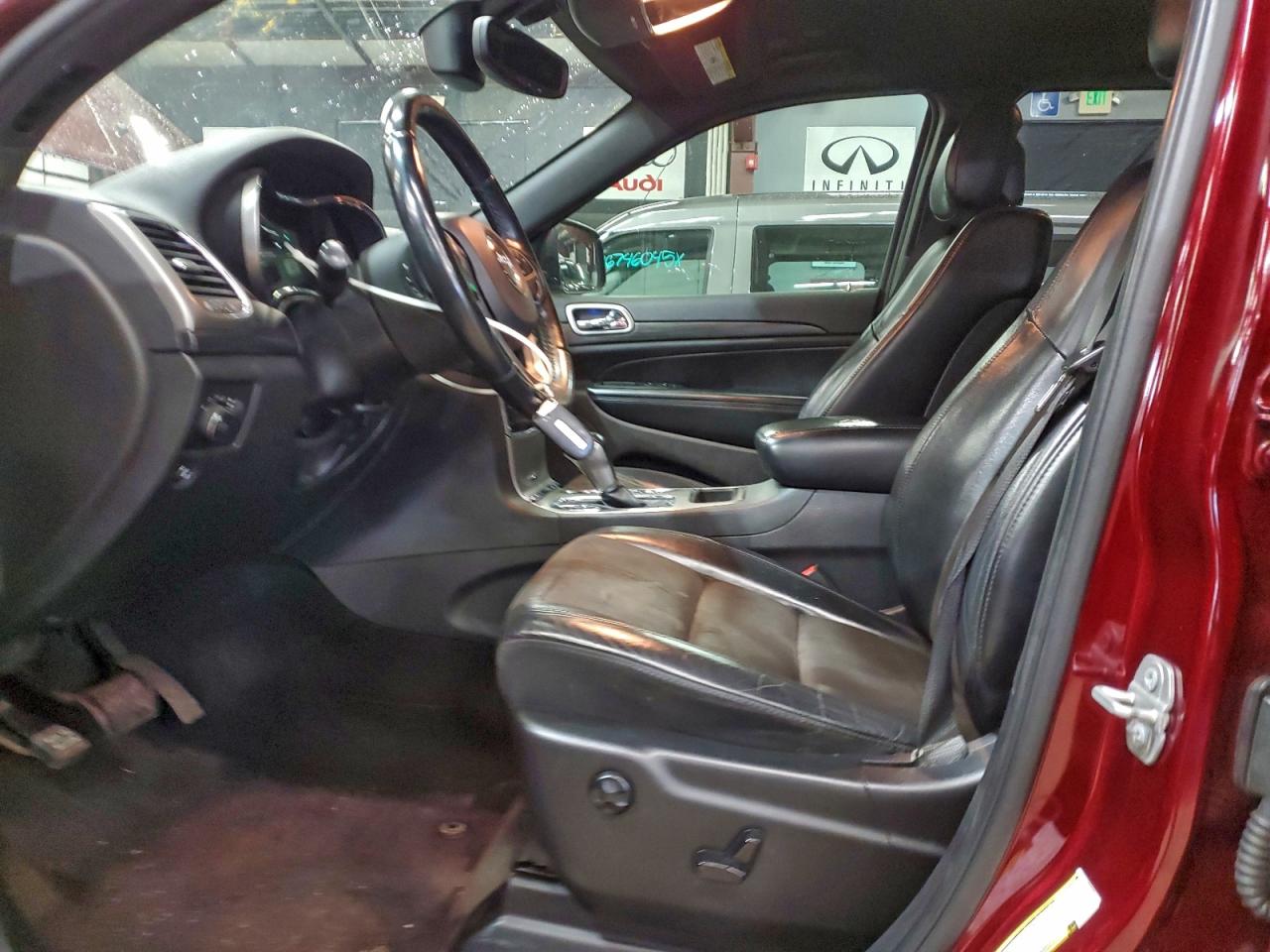 2019 JEEP GRAND CHEROKEE LAREDO photo 7