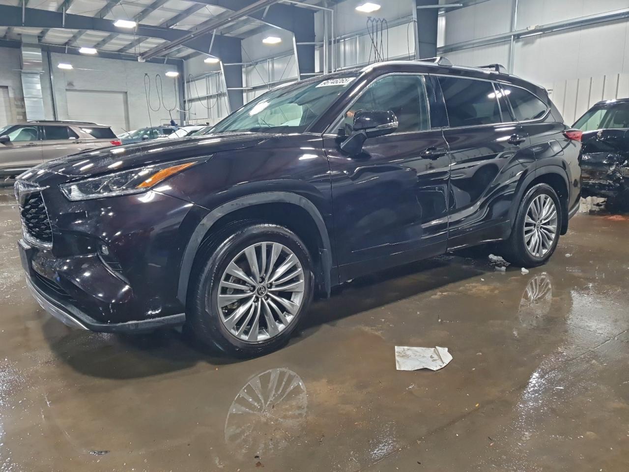 2021 TOYOTA HIGHLANDER