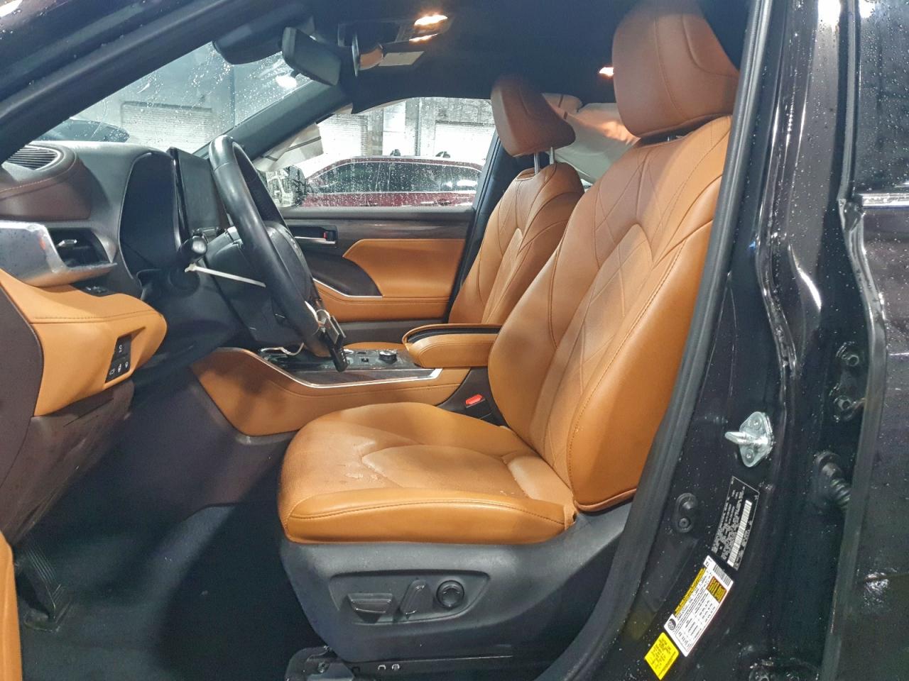 2021 TOYOTA HIGHLANDER PLATINUM photo 7
