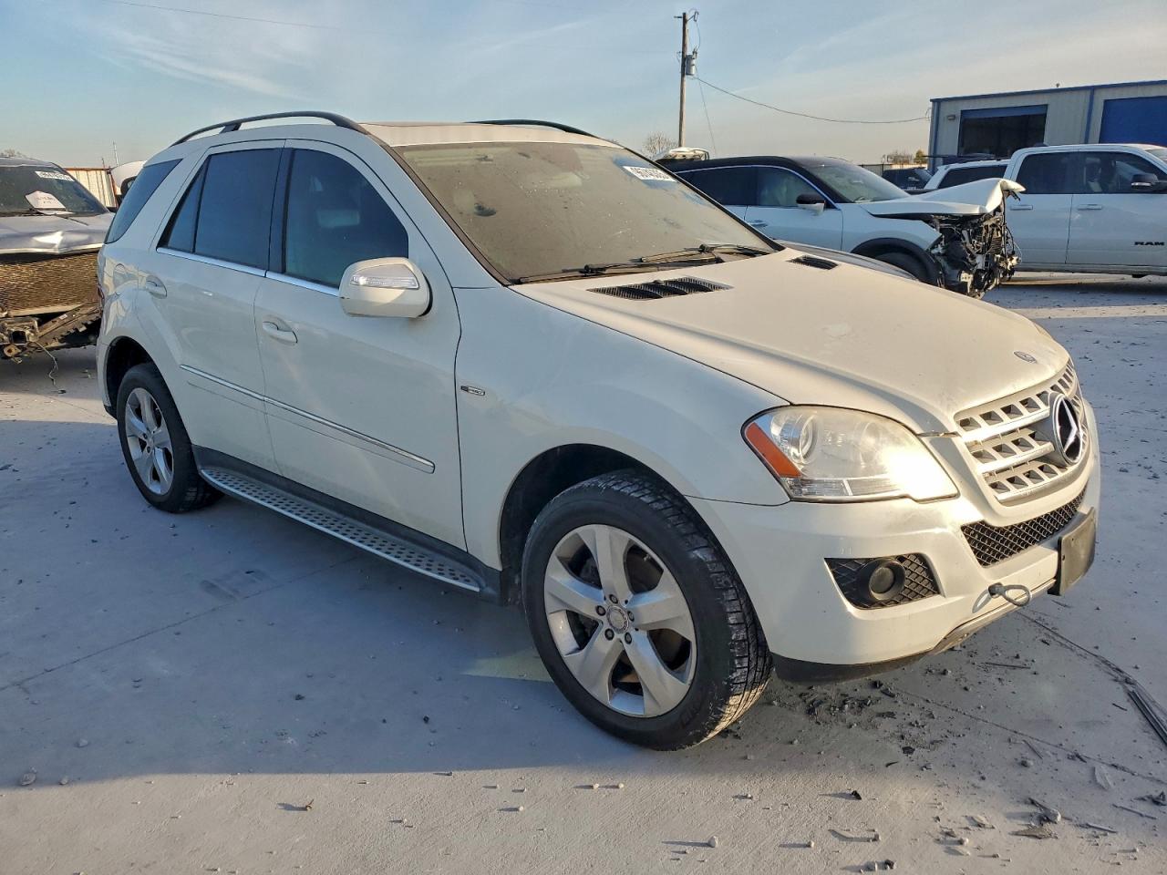 2010 MERCEDES-BENZ ML 350 BLUETEC photo 4