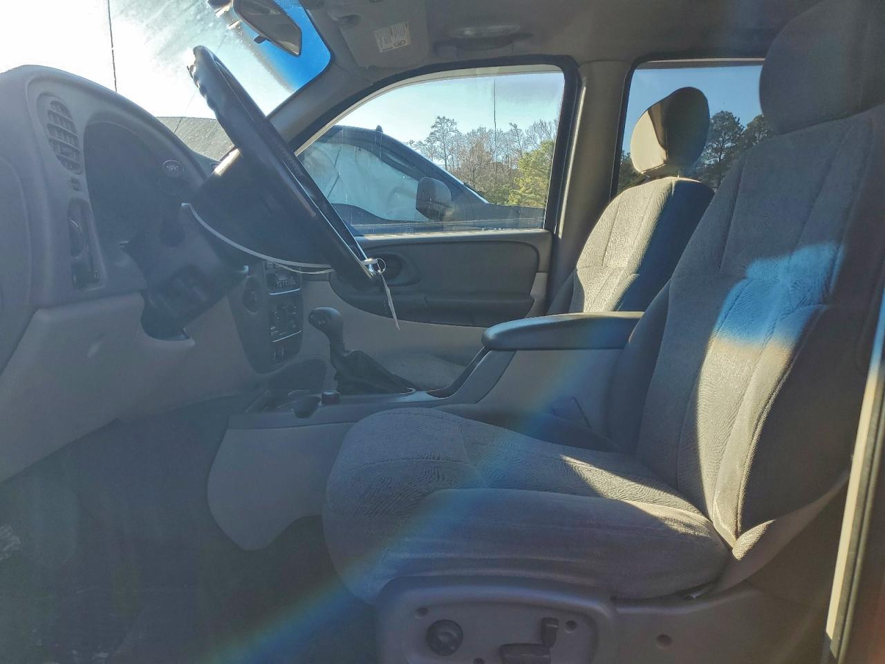 2003 CHEVROLET TRAILBLAZER EXT photo 7