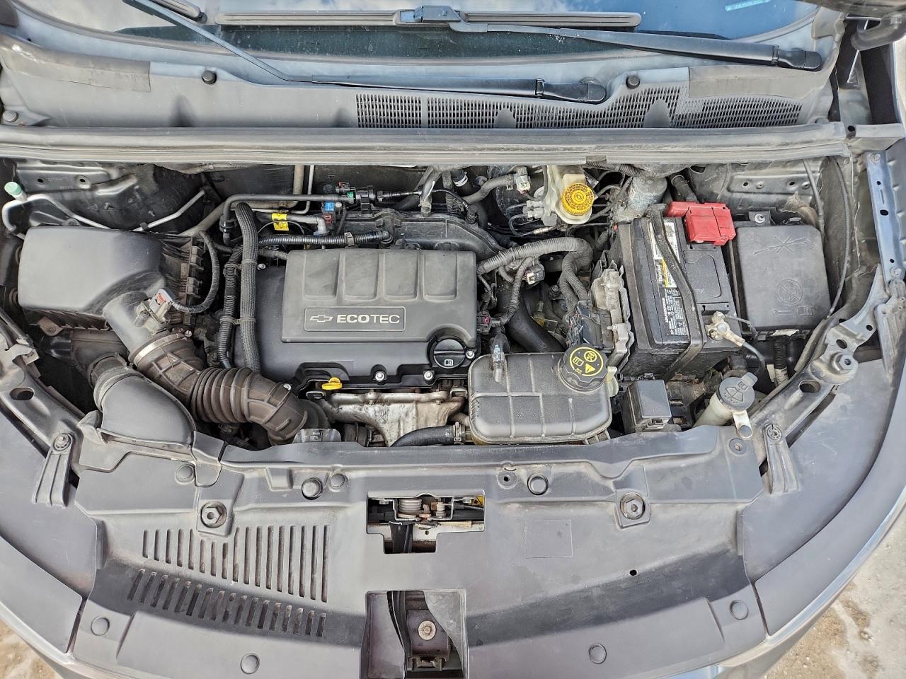 2019 CHEVROLET TRAX LS photo 12