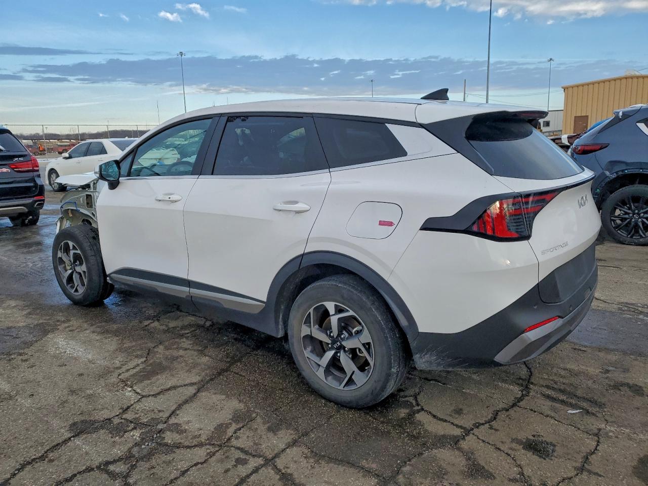 2026 KIA SPORTAGE EX photo 5