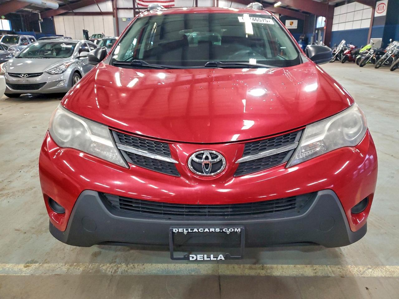 2014 TOYOTA RAV4 LE photo 5